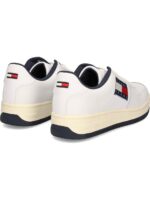 TOMMY HILFIGER Erkek Beyaz Sneaker ürününü fashadora.com.tr üzerinden güvenle satın alabilirsiniz.