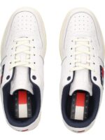 TOMMY HILFIGER Erkek Beyaz Sneaker ürününü fashadora.com.tr üzerinden güvenle satın alabilirsiniz.