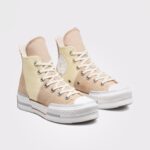 CONVERSE Chuck 70 Plus HI Sneaker ürününü fashadora.com.tr üzerinden güvenle satın alabilirsiniz.