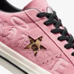 CONVERSE One Star Pro Low Kadın Pembe Sneaker ürününü fashadora.com.tr üzerinden güvenle satın alabilirsiniz.