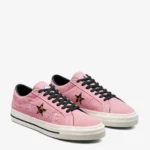 CONVERSE One Star Pro Low Kadın Pembe Sneaker ürününü fashadora.com.tr üzerinden güvenle satın alabilirsiniz.