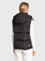 TOMMY JEANS Alaska Kadın Puffer Vest Yelek ürününü fashadora.com.tr üzerinden güvenle satın alabilirsiniz.